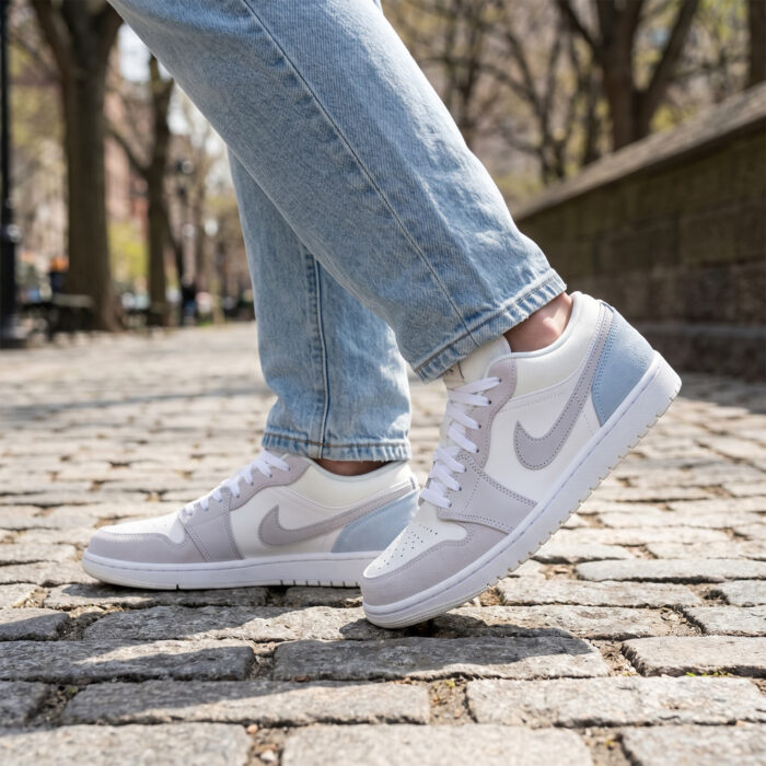 Air Jordan 1 Low Paris City Pack [Lifestyle AI]