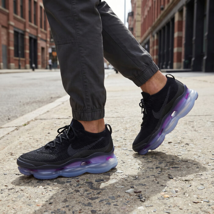 Nike Air Max Scorpion Flyknit Black Purple [Lifestyle AI]