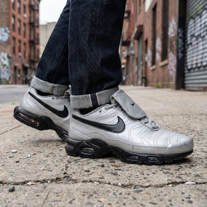 Nike Air Max Plus Tiempo Silver Black [Lifestyle AI]