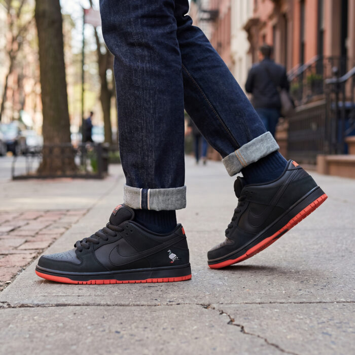 Nike Dunk Low SB x Staple Black Pigeon Limited Edition [Lifestyle AI]