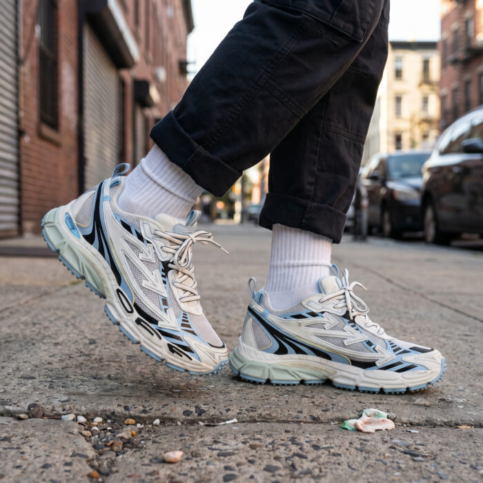 Off-White Be Right Back 'White Light Blue' [Lifestyle AI]