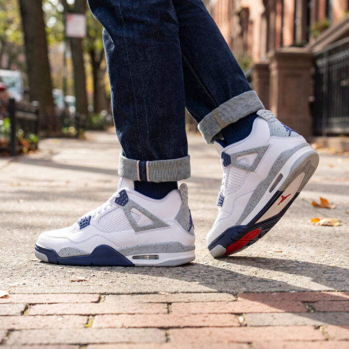 Air Jordan 4 Retro Midnight Navy [Lifestyle AI]