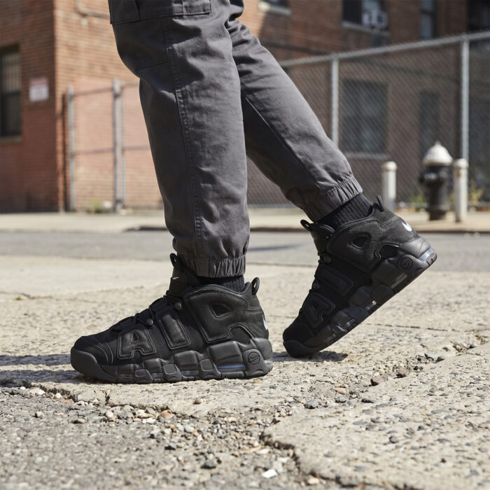 Nike Air More Uptempo Low Triple Black [Lifestyle AI]
