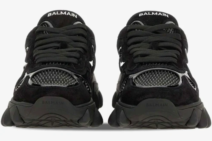 Front view of black Balmain B-East low top sneakers featuring chunky soles and mesh details. - SKU AM1VI327THPC-0PA