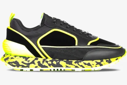 Side profile of Balmain B-Racer sneakers in black and neon yellow with a marbled midsole. - SKU ym1vi305tvnh