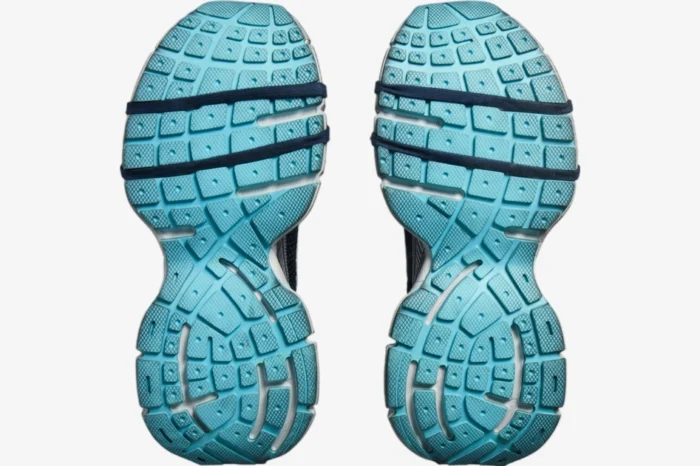 Balenciaga 3XL Sneaker Grey Blue Pink Distressed Edition - Image 6
