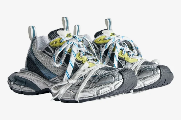 Balenciaga 3XL Sneaker White Blue Yellow Distressed - Image 2