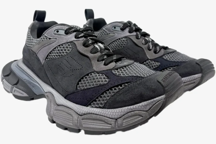 Balenciaga 3XL Sneaker Worn-Out Dark Grey - Image 7