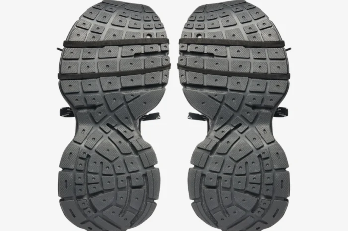 Balenciaga 3XL Black Distressed Mesh Sneaker - Image 7