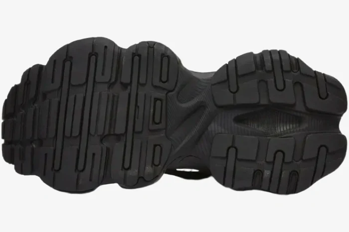 Balenciaga Cargo Sneaker 'Black' Oversized Edition - Image 4