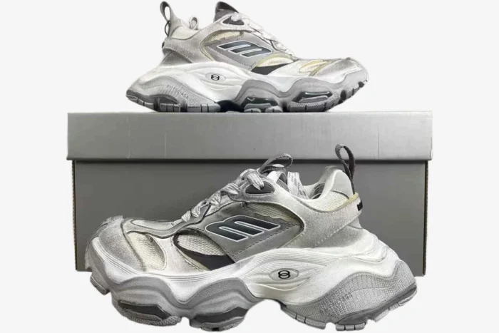 Balenciaga Cargo Sneaker Grey Mix Distressed - Image 4