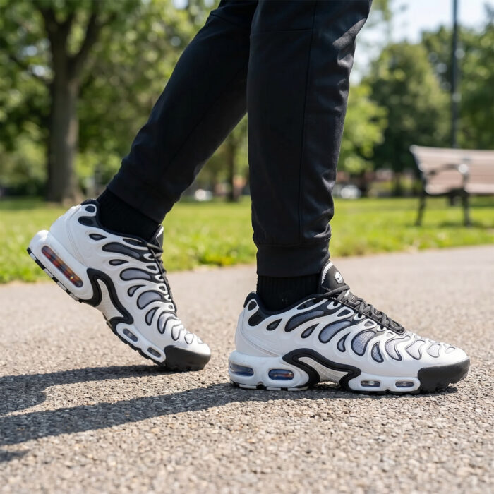 Nike Air Max Plus Drift White Black [Lifestyle AI]