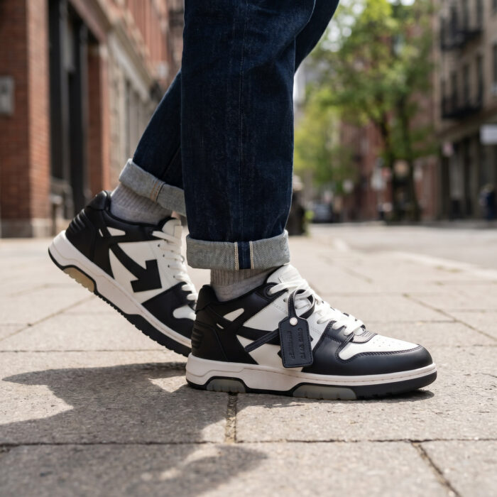 Off-White Out Of Office Kicks White/Black [Lifestyle AI]