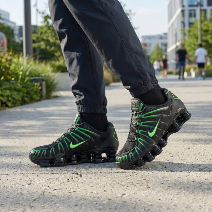 Nike Shox TL Black Green Strike [Lifestyle AI]