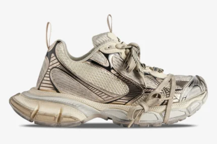 Balenciaga 3XL Sneaker Beige / White Distressed