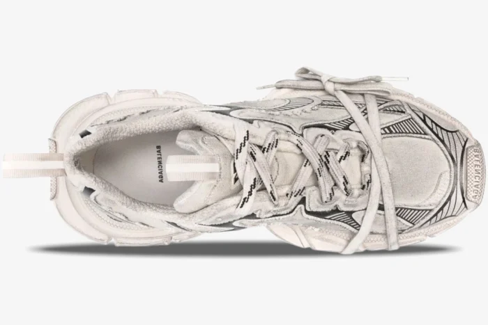 Balenciaga 3XL White / Black Distressed Edition - Image 5