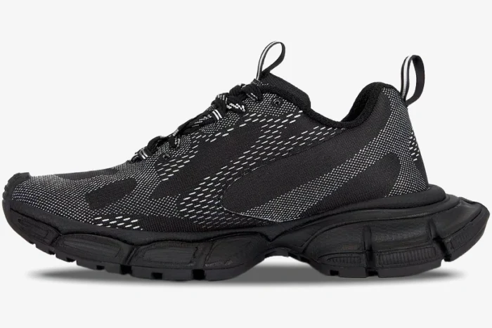 Balenciaga 3XL x Under Armour Knit Black/White - Image 3