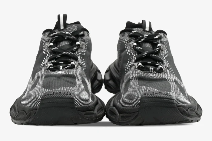 Balenciaga 3XL x Under Armour Knit Black/White - Image 6