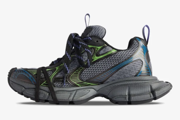 Balenciaga 3XL Dark Green / Black Distressed Sneakers - Image 4