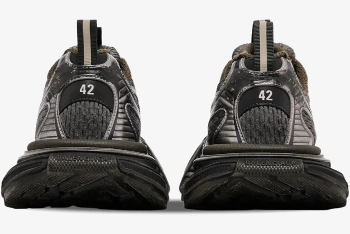 Balenciaga 3XL Sneaker Worn-Out Brown - Image 4
